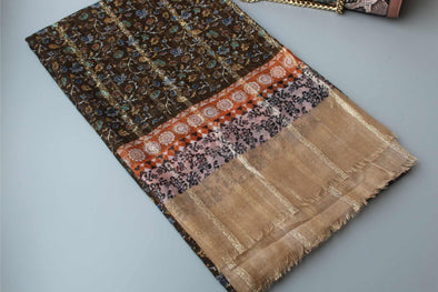 The Elegant Printed Zarri Lawn Stole