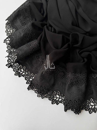 Flowery Net Elegance - Shawl